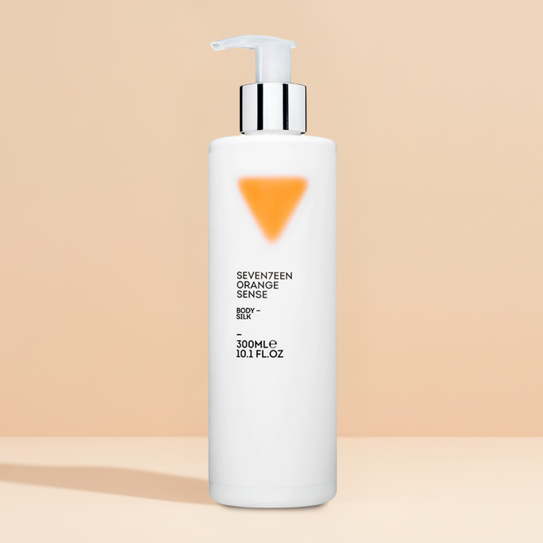 Seventeen Body Silk - Loțiune parfumată cu efect sidefat | 300ml